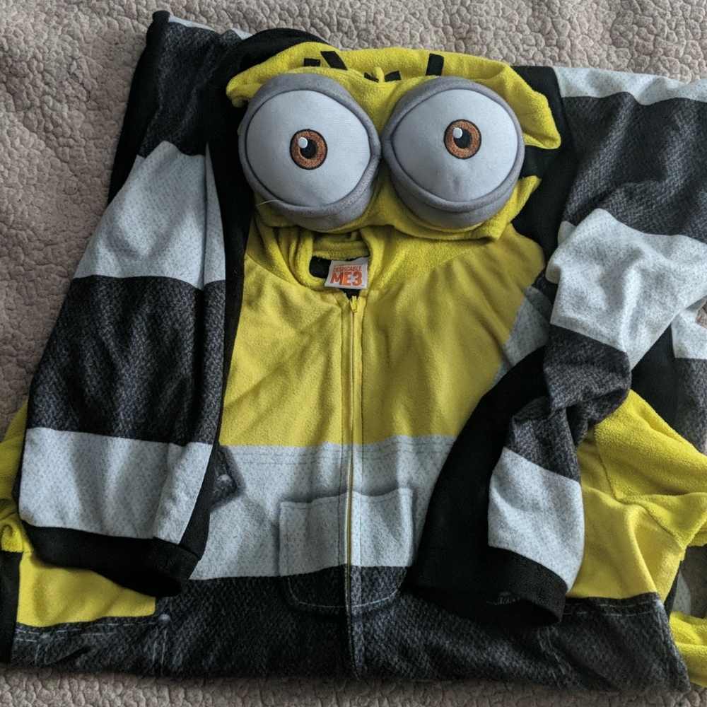 Despicable me minion onsie